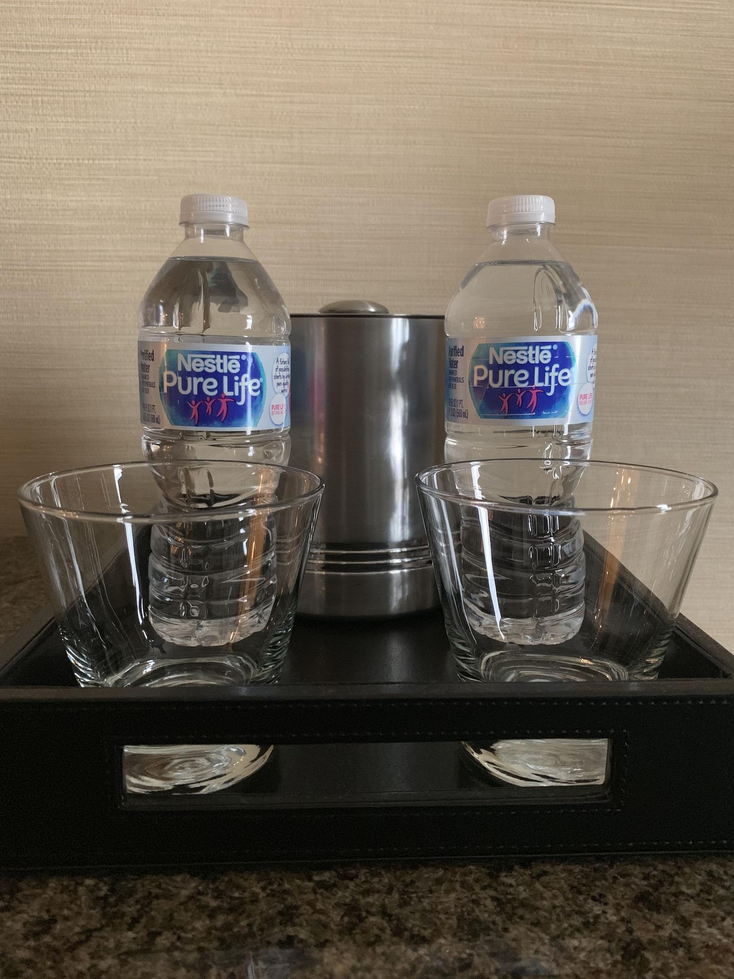 ヒルトン サン アントニオ エアポート ホテル サンアントニオ エクステリア 写真